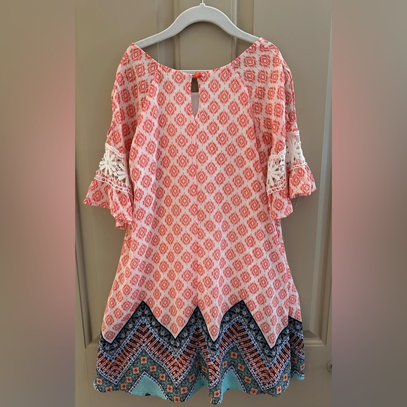 Spring dress - Picture 3 of 3